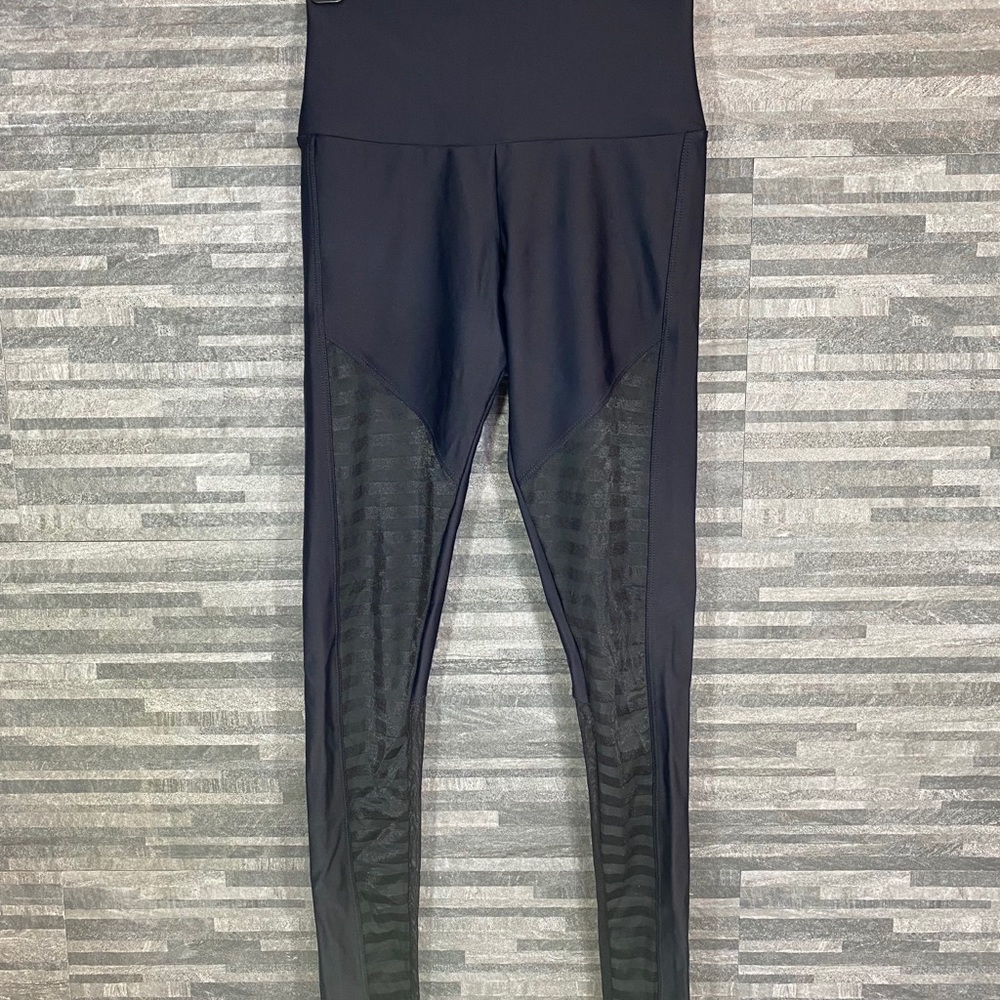 Onzie Leggings with sheer stripy mesh, Size XS